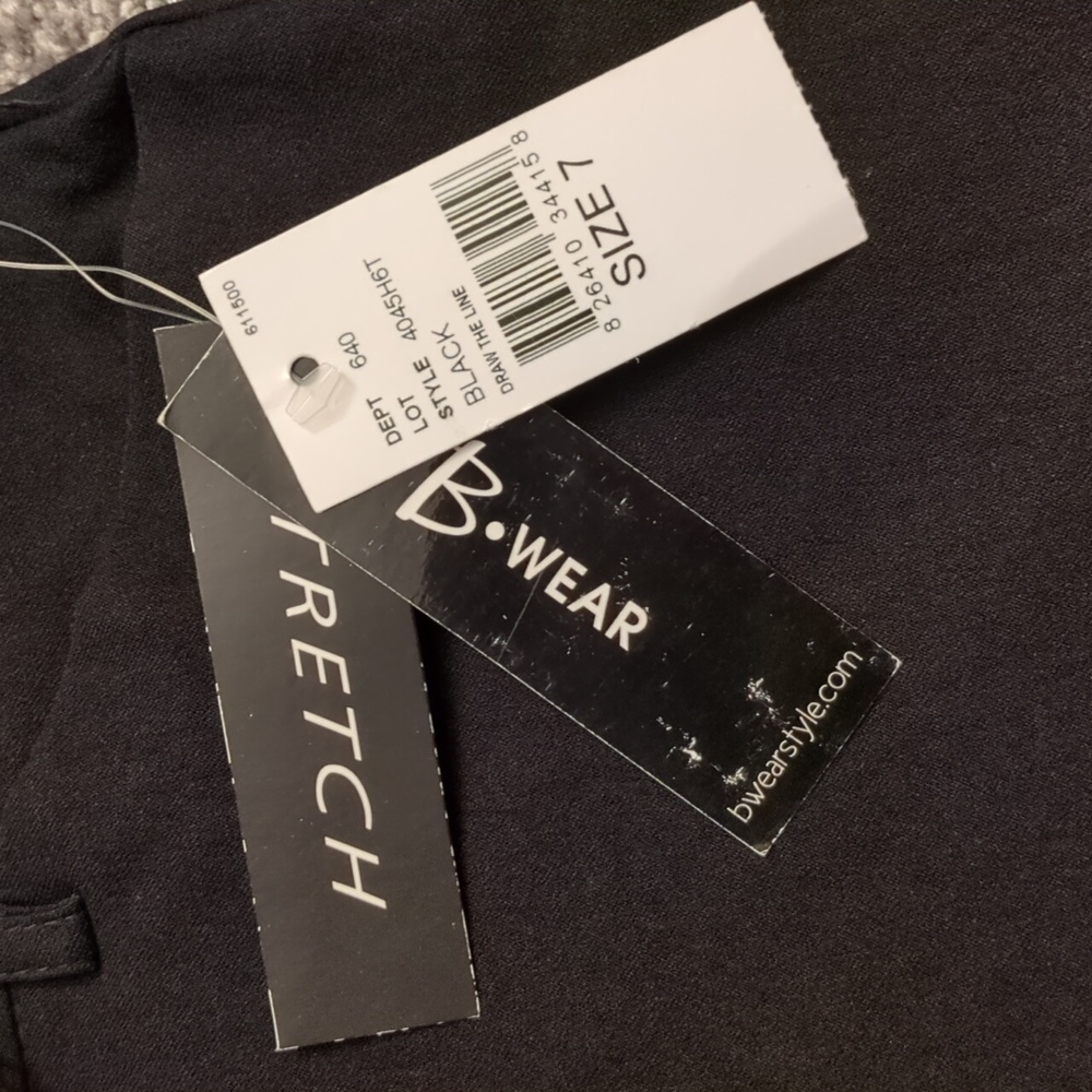 B Wear - Picture 2 of 4